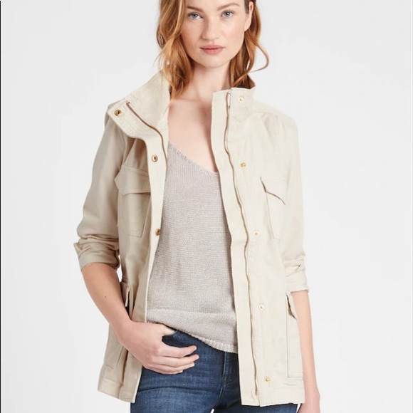 Banana Republic Jackets & Blazers - NWOT Banana Republic Utility Jacket Size Large